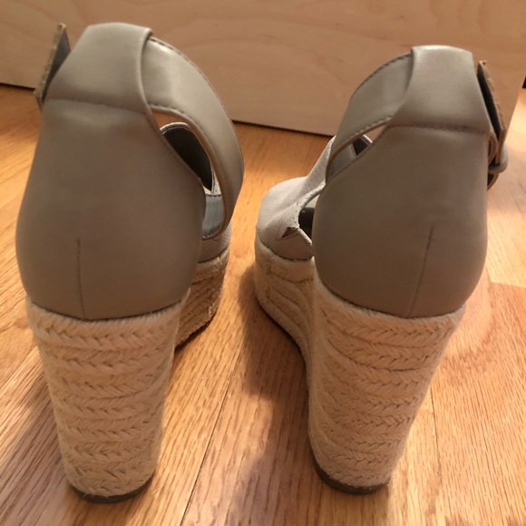 Indigo Rd. Airy Wedge - Picture 7 of 8